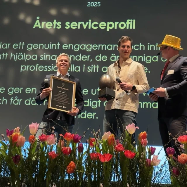 Fantastiskt roligt att bli uppmärksammade på företagsfesten för årets Serviceprofil, tack @hoganaskommun och @foretagarnahoganas !