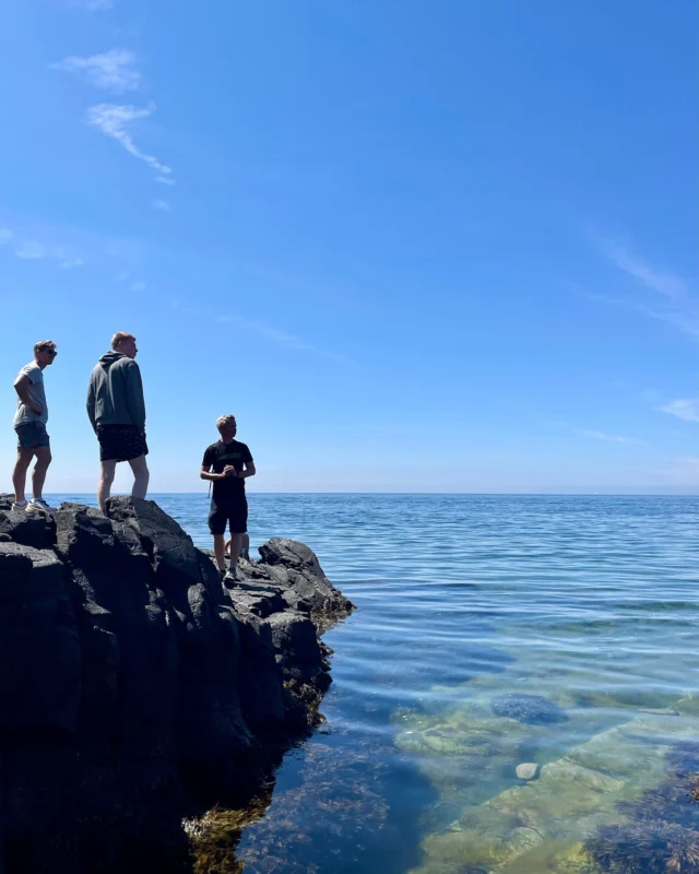Vi älskar Kullaberg i alla väder men idag längtar vi verkligen till sommaren! ⛰️☀️